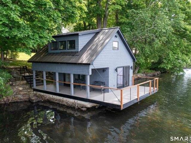 Land for sale in Connecticut