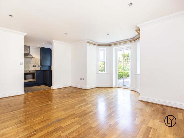 Apartment for rent in Wick, Bournemouth