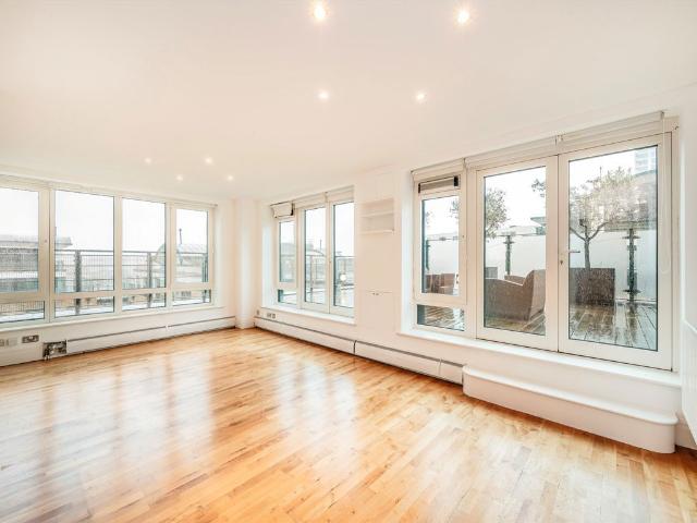 House for rent in Royal Borough of Kensington and Chelsea, Greater London