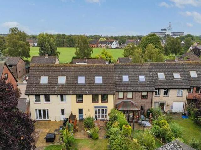 House for sale in Lyons, Greater London