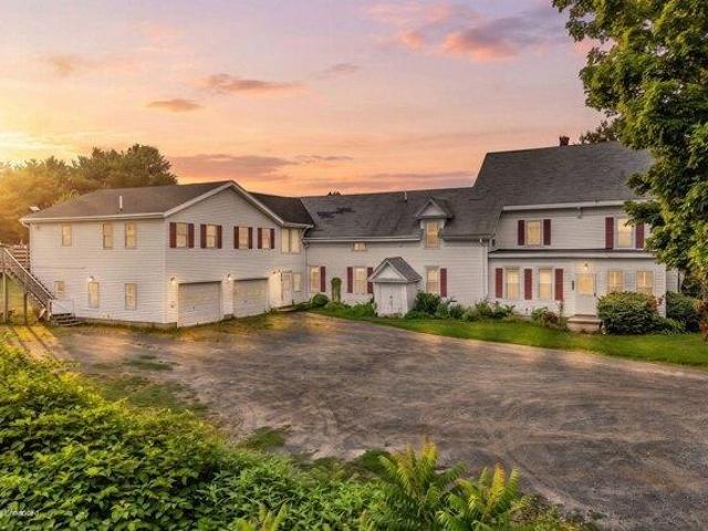 House for sale in Warren, Maine