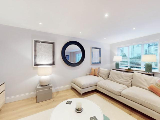 Apartment for rent in Fitzrovia, Greater London