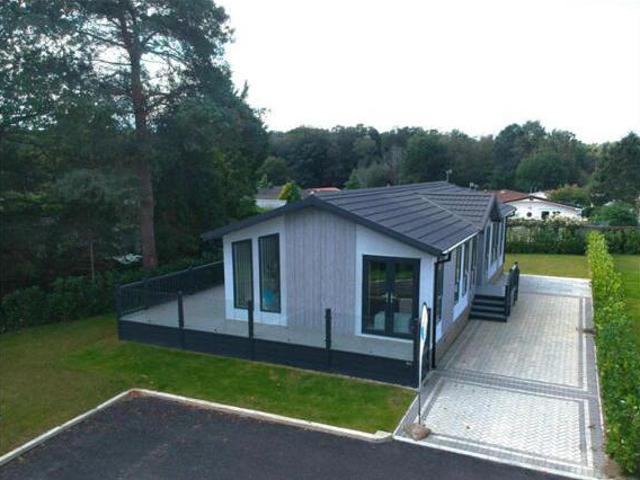 House for sale in Surrey, England