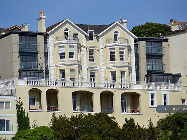 Apartment for rent in Upton, Babbacombe