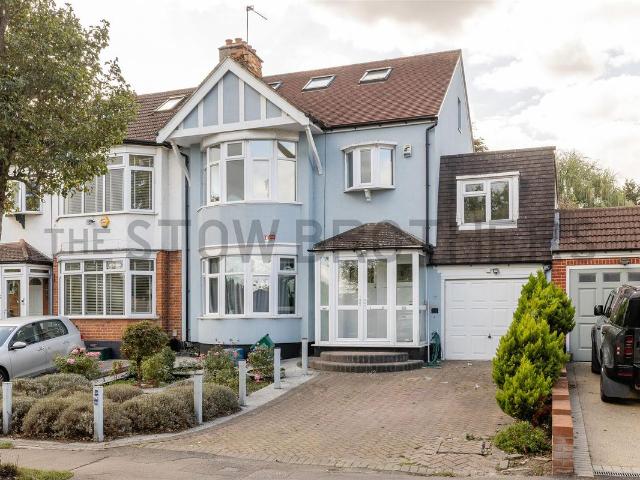 Apartment for rent in London Borough of Redbridge, Greater London