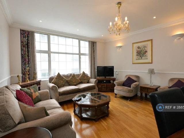 House for rent in Fitzrovia, Greater London