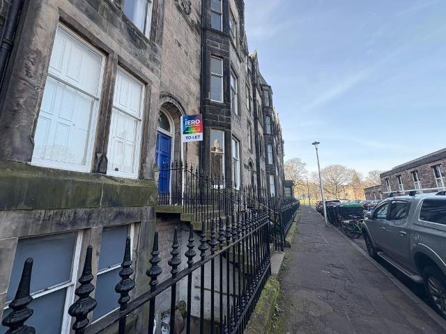 House for rent in Marchmont, Scotland