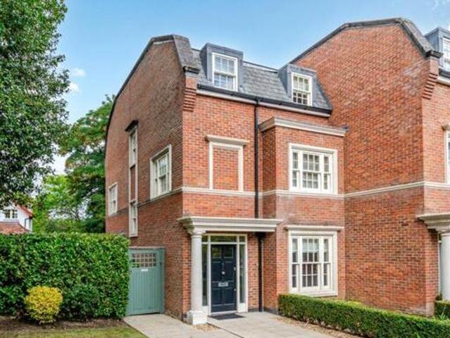House for sale in Weybridge, Elmbridge