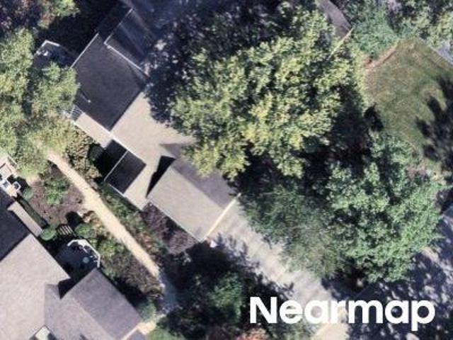 House for sale in Lake Bluff, Lake County
