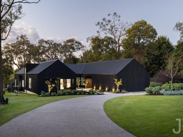 House for sale in Beaconsfield Upper, Melbourne