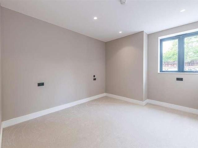 Apartment for rent in Holt, St Helens