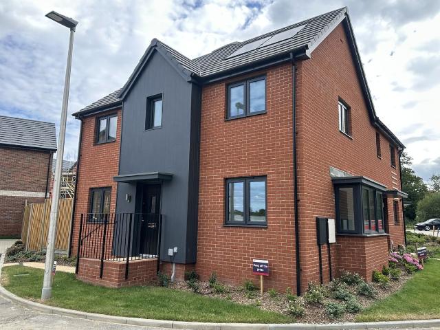House for rent in Arborfield