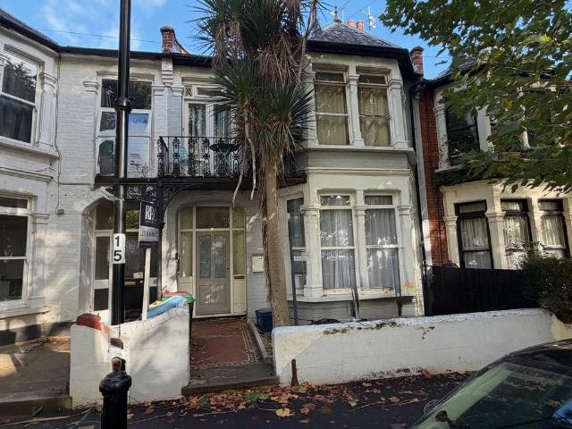 Apartment for rent in Southend City Centre Neighbourhood, Southend-on-Sea