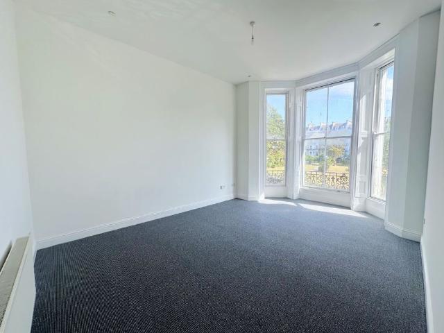 Apartment for rent in Bohemia, Guestling Green