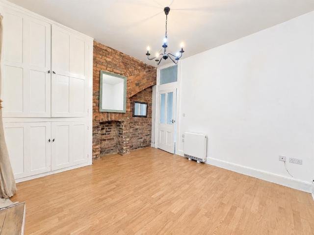 Apartment for rent in St Leonards, Hastings