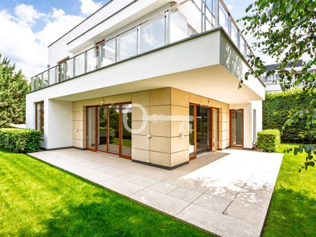 Dom Wolnostojący na sprzedaż w Warszawa, Mazowieckie