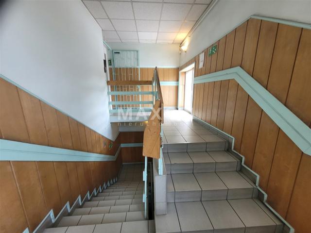 Komercyjne do wynajęcia w Warszawa, Mazowieckie