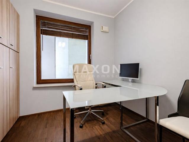 Komercyjne na sprzedaż w Warszawa, Mazowieckie