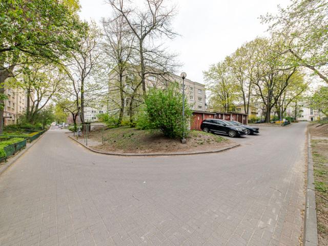 Garaż na sprzedaż w Warszawa, Mazowieckie