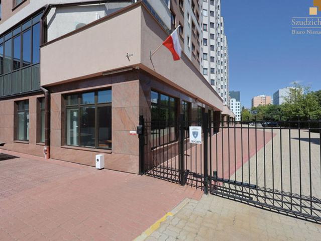 Komercyjne do wynajęcia w Warszawa, Mazowieckie