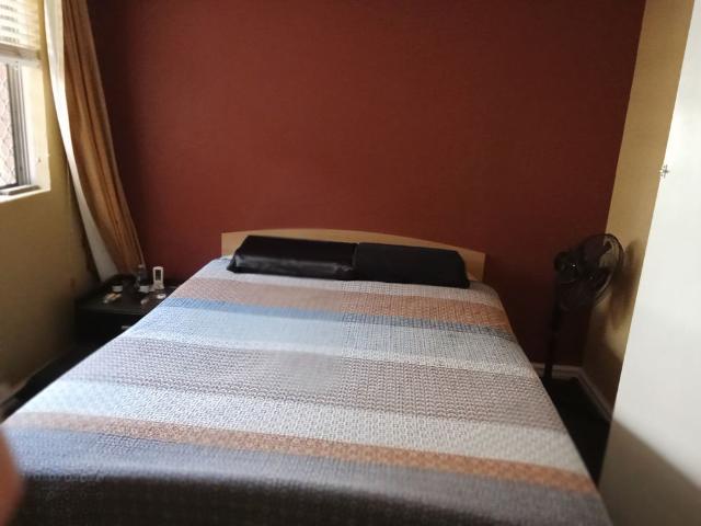 Room for rent in Warwick, Western Australia