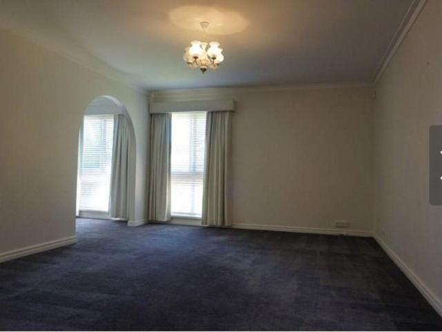 Room for rent in Warwick, Western Australia