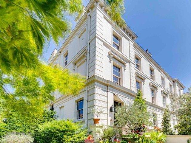 Apartment for rent in Paddington, Greater London