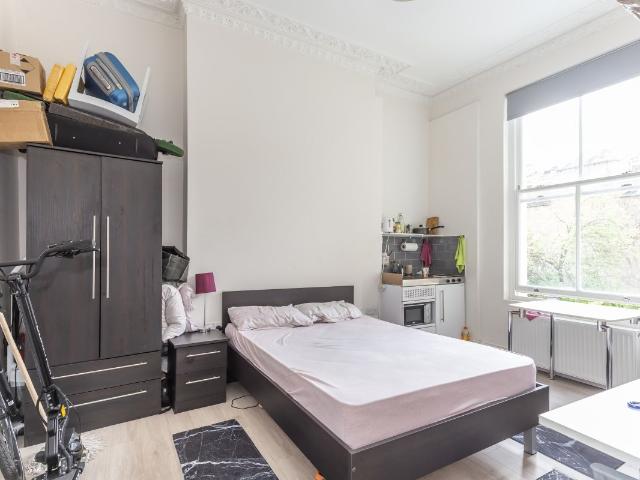 Studio for rent in Maida Vale, Greater London