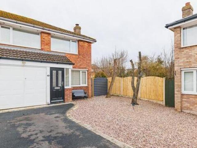 House for sale in Little Neston, West Vale