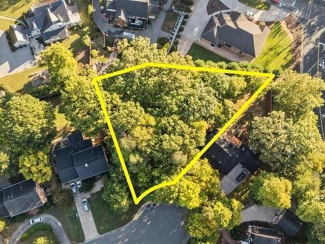 Land for sale in Central Heights, Burlington
