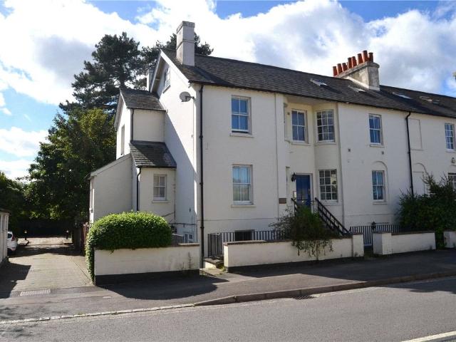House for rent in Theale, West Berkshire