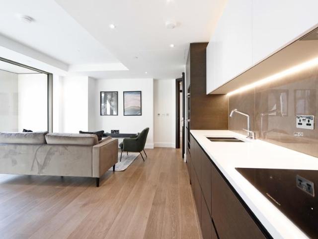 Apartment for rent in Kensington, Greater London