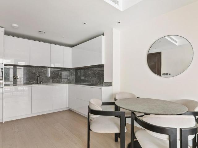 House for rent in Kensington, Greater London