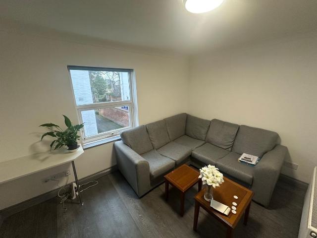 Apartment for rent in Milverton, Green Close