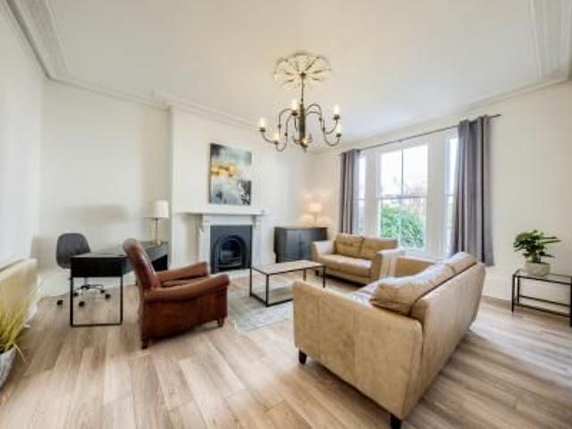 Apartment for rent in Milverton, Green Close
