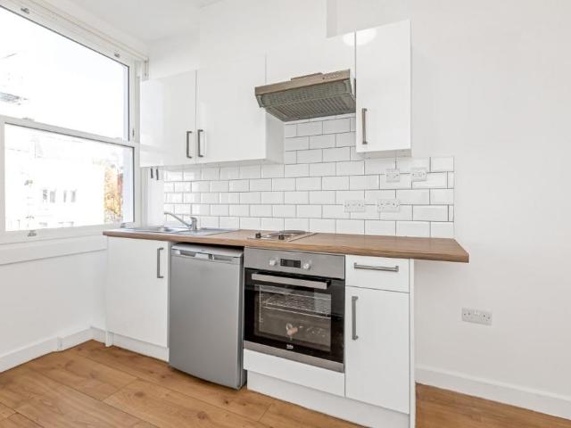 House for rent in Earl's Court, Greater London