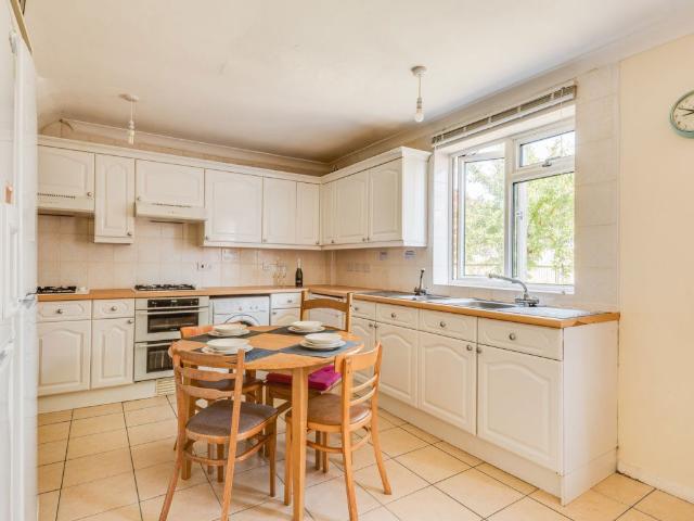 Apartment for rent in St. Martin's, Canterbury