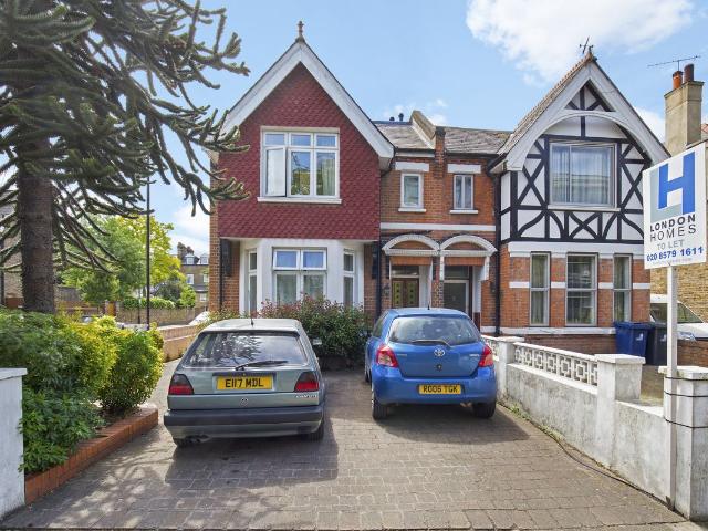 Room for rent in London Borough of Ealing, Greater London