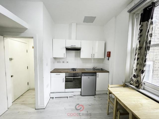 House for rent in Earl's Court, Greater London