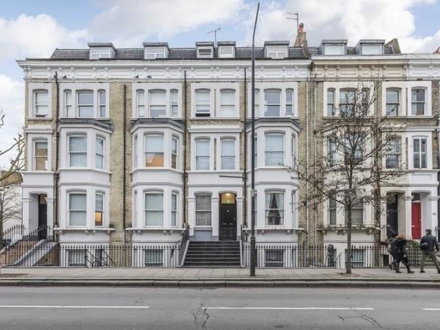 Apartment for rent in Earl's Court, Greater London