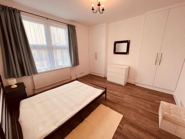 Apartment for rent in New Southgate, Greater London