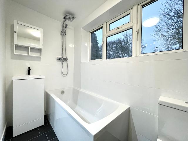 House for rent in Edmonton, Greater London