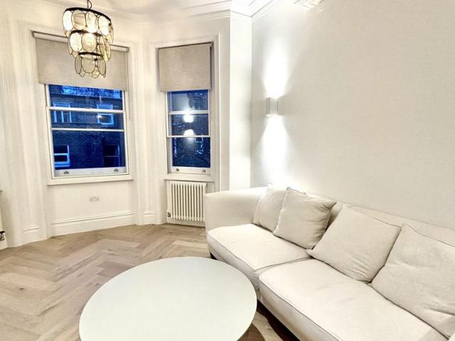House for rent in Earl's Court, Greater London