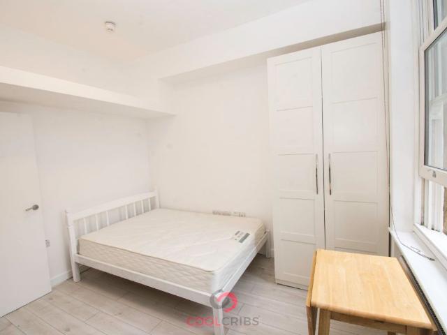 Studio for rent in Earl's Court, Greater London