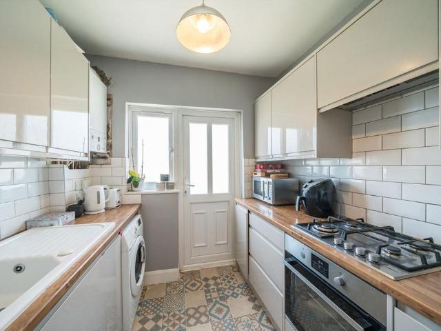Apartment for rent in London Borough of Croydon, Thornton Heath