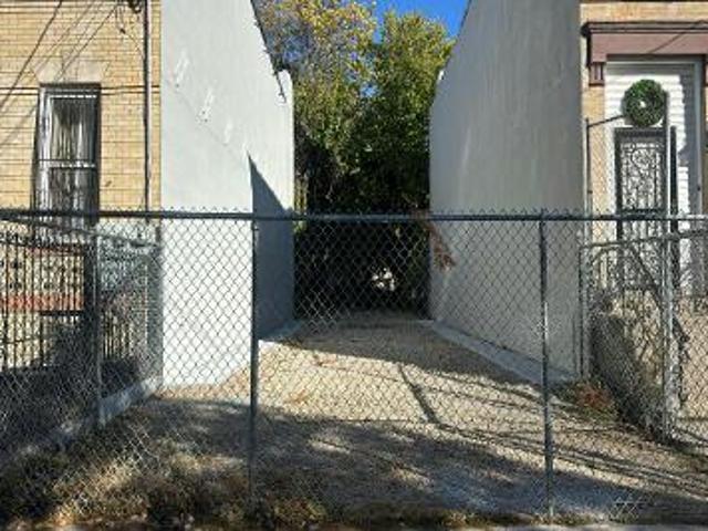 House for sale in Arverne, New York