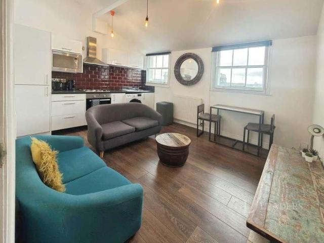 Apartment for rent in Milverton, Green Close