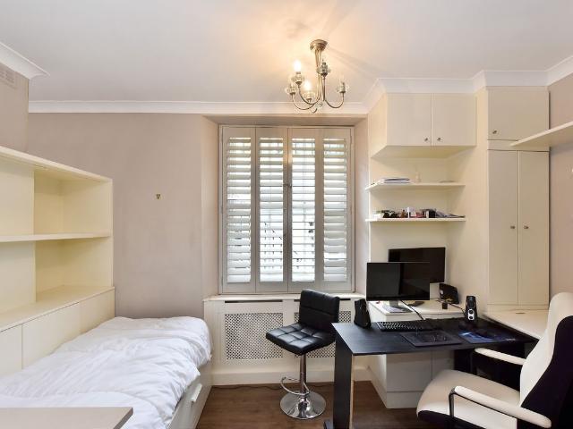 Studio for rent in Pimlico, Greater London