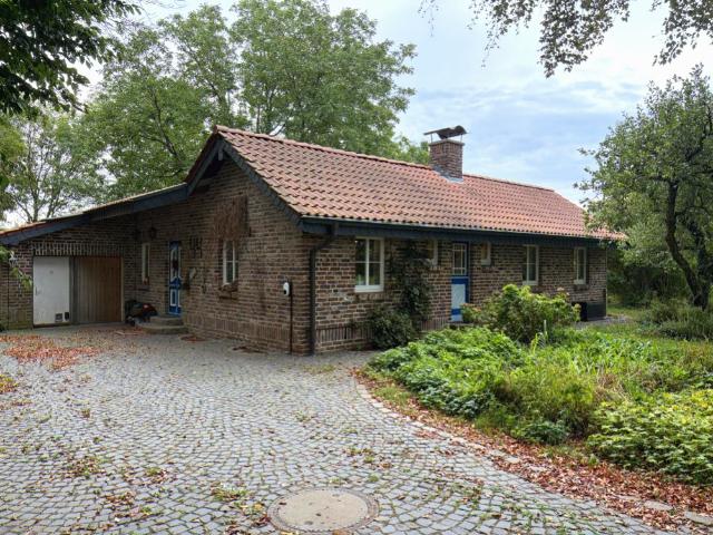 Villa kaufen in Neukirchen-Vluyn, Nordrhein-Westfalen