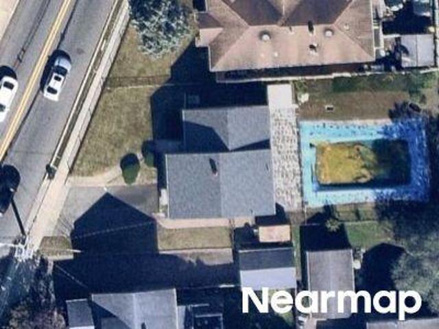 House for sale in Dumont